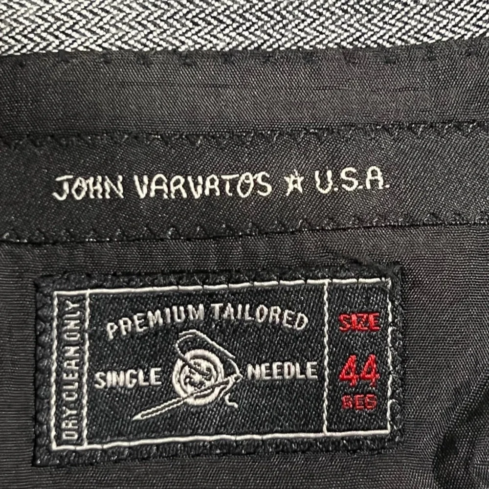 John Varvatos USA Zeppelin Blazer Mens 44R Grey Herringbone Wool Blend 3-Button